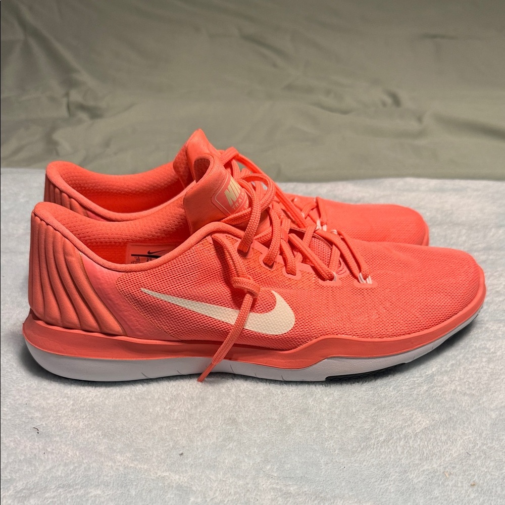 Nike Women's FlexSupreme